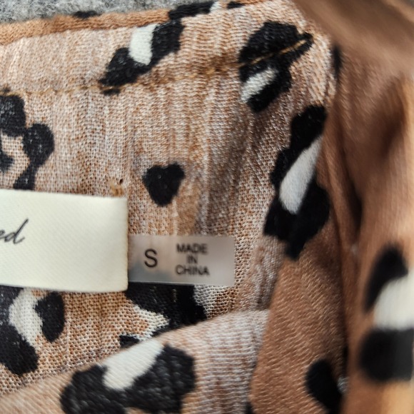 Mustard Seed Jumpsuit Women Small Allover Leopard Print Wide Leg V Neck Elastic - Picture 3 of 15